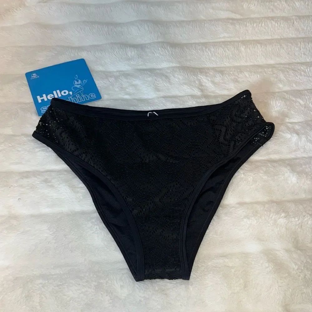 Cupshe Black Cutout High Waisted Bikini Bottoms Size: L NWOT